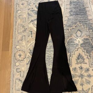 Elegant Black Flared Leggings